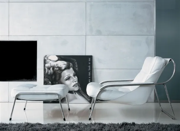 Leather armchair with steel frame Maggiolina by Zanotta