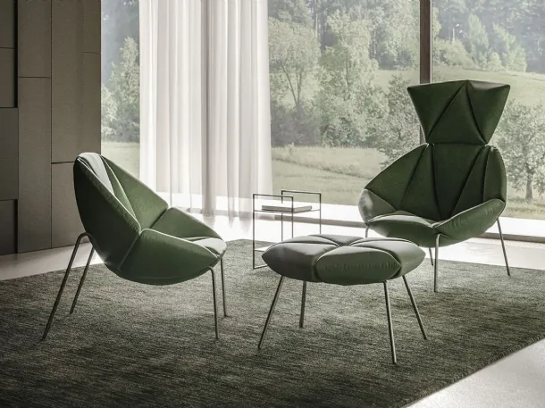 Mantra Armchair by Ronda Design