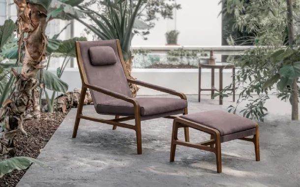 Leather armchair with solid Walnut structure Margot Relax by Alivar