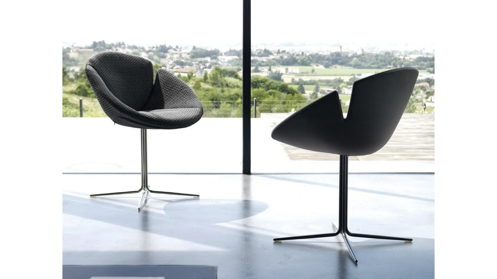 Design armchair inspired by a flower One Flo by Desirèe