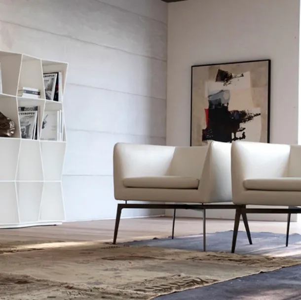 Modern leather armchair on a steel frame Pady by Alivar