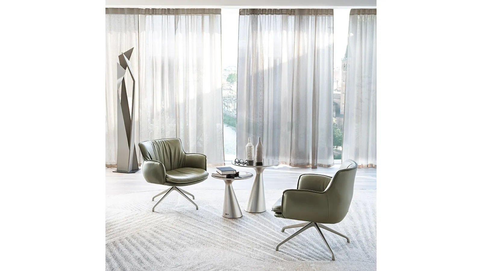 Rhonda Lounge leather armchair by Cattelan Italia