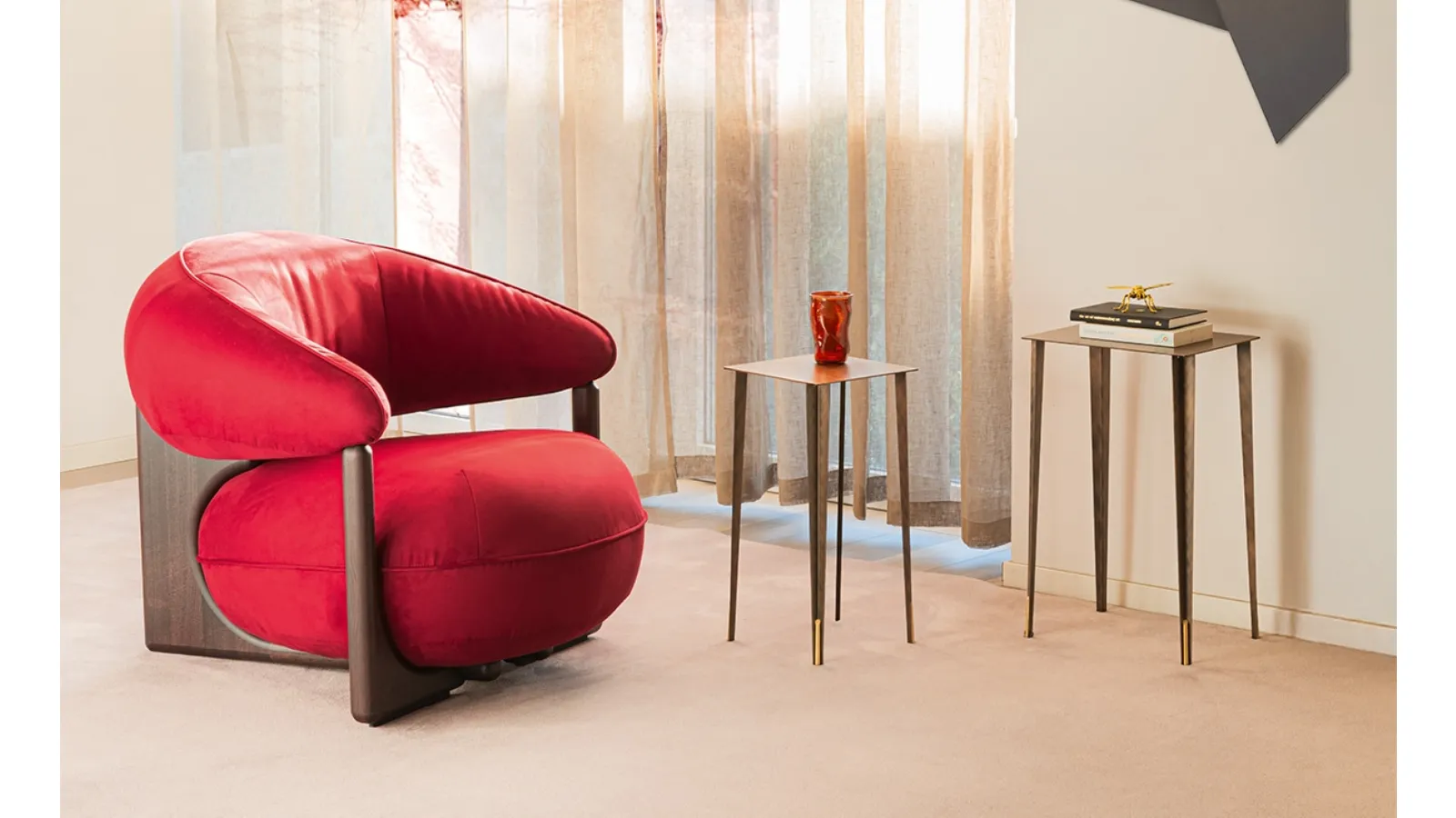 Ruby Lounge leather armchair by Cattelan Italia