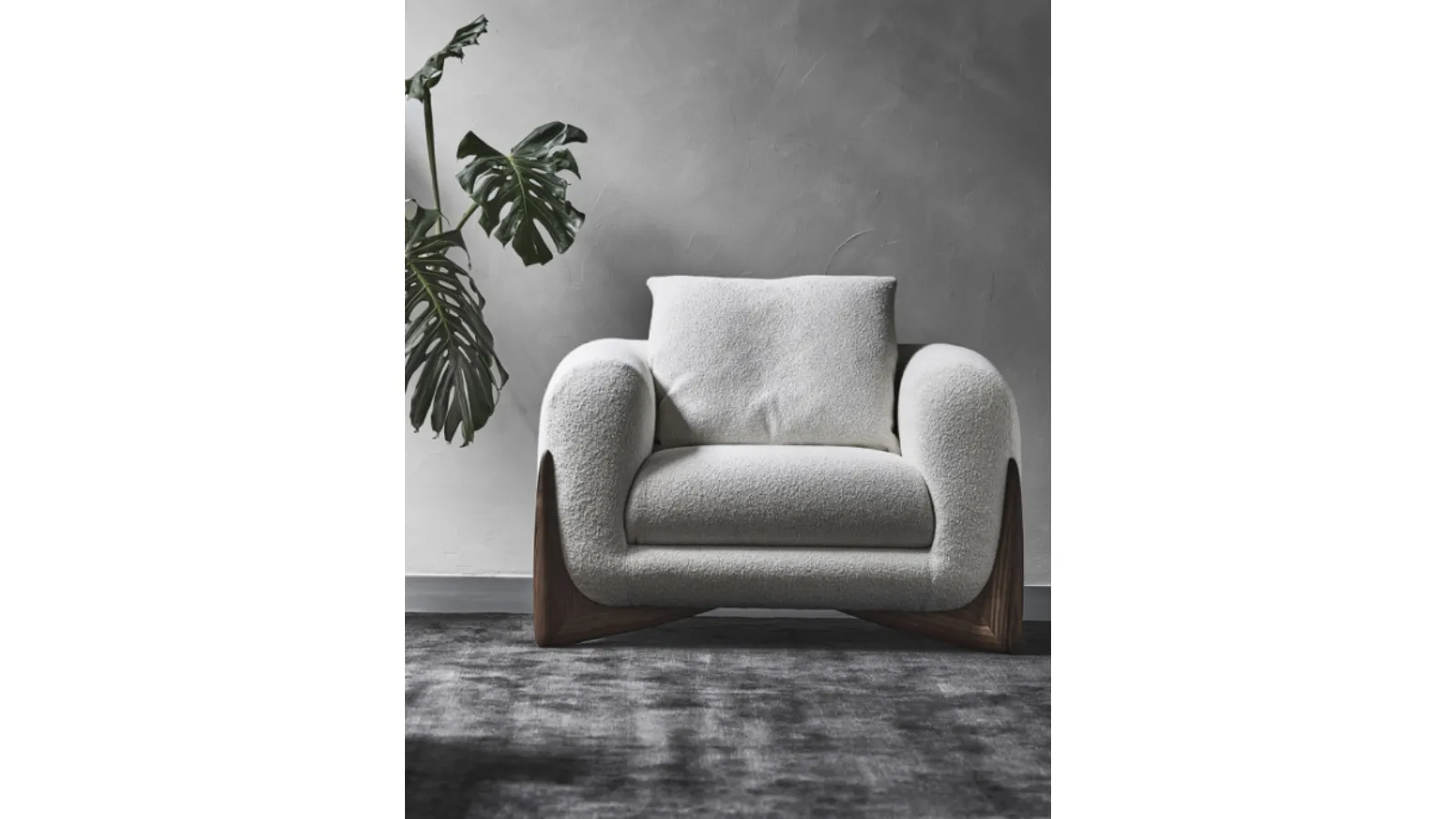 Softbay Armchair by Porada
