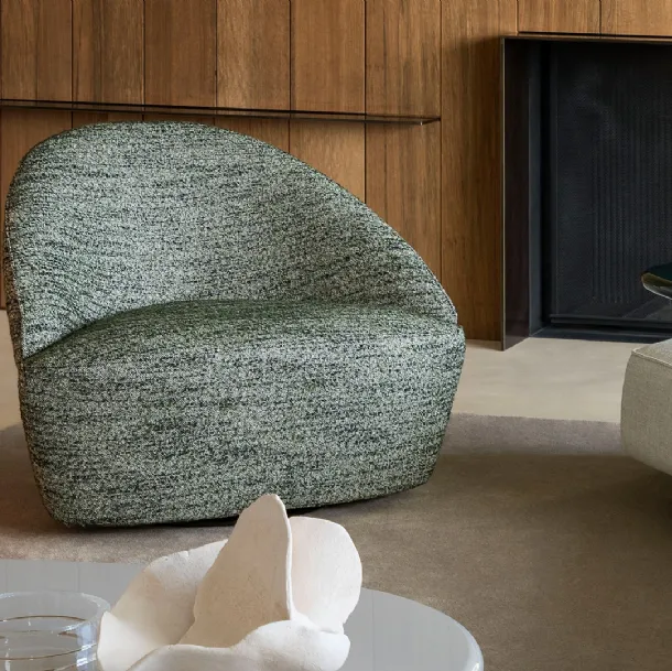 Desirée's Tea Armchair