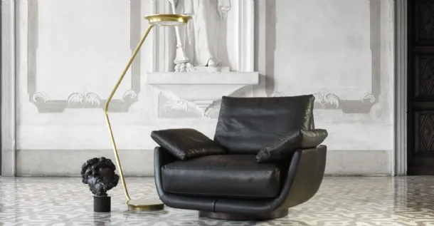 Maxi Swivel Leather Armchair Tuliss by Desirèe