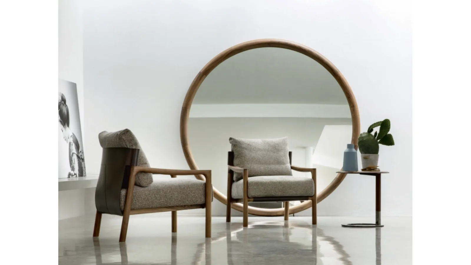 Vera armchair in fabric, leather, and wood by Porada