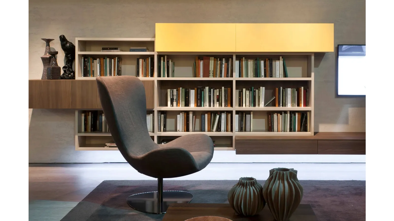 Wing fabric swivel armchair by Desirèe