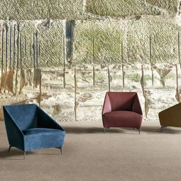 Fabric or leather armchair with metal legs Zoe by Alivar