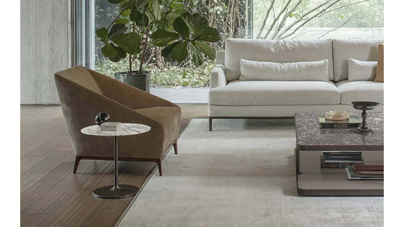Fabric armchair with wooden legs Zoe by Alivar