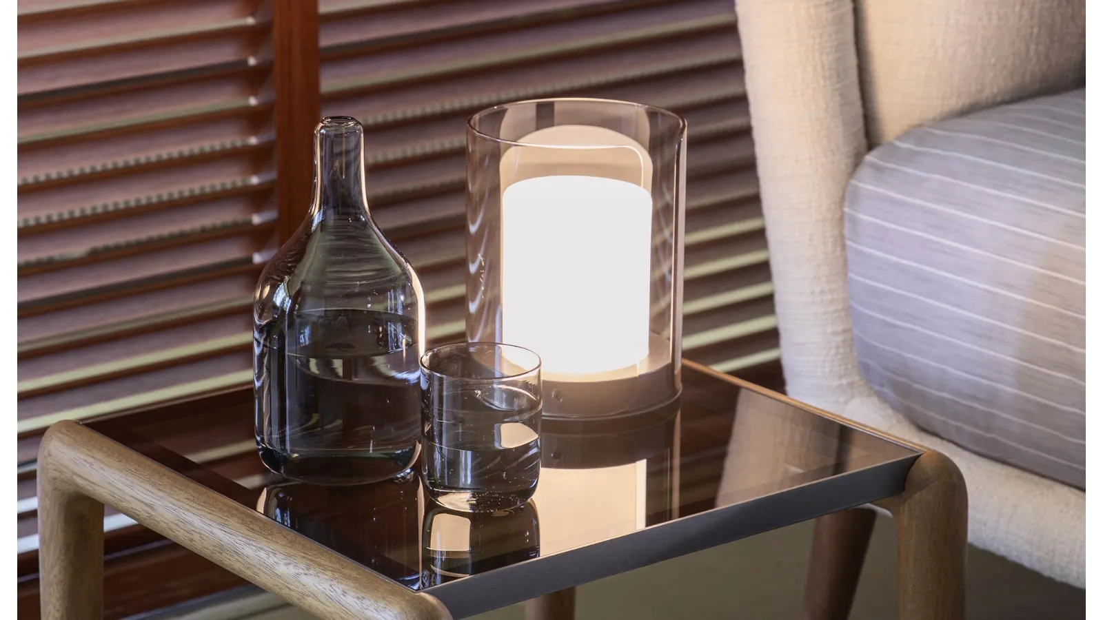 Alba glass table lamp by Natevo