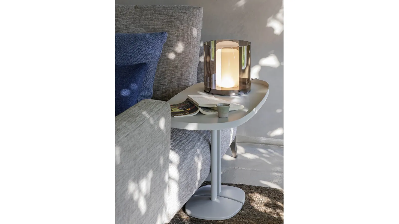 Alba glass table lamp by Natevo