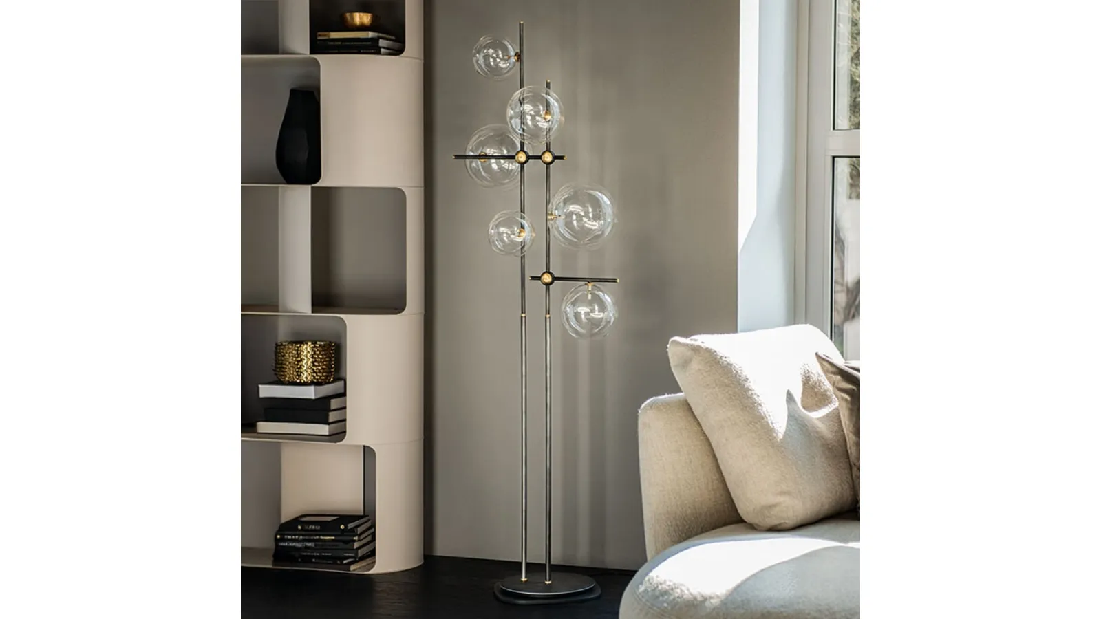 Bloom floor lamp by Cattelan Italia