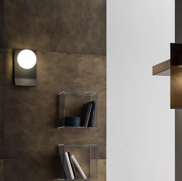 Rechargeable LED wall lamp Brand in metal by Ronda Design
