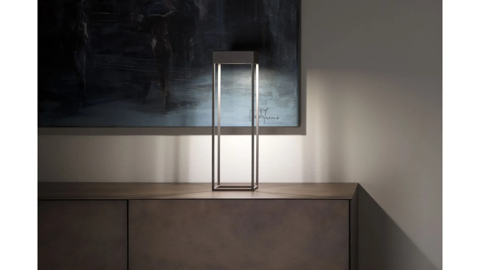 Rechargeable LED Table Lamp Chia in Metal by Ronda Design