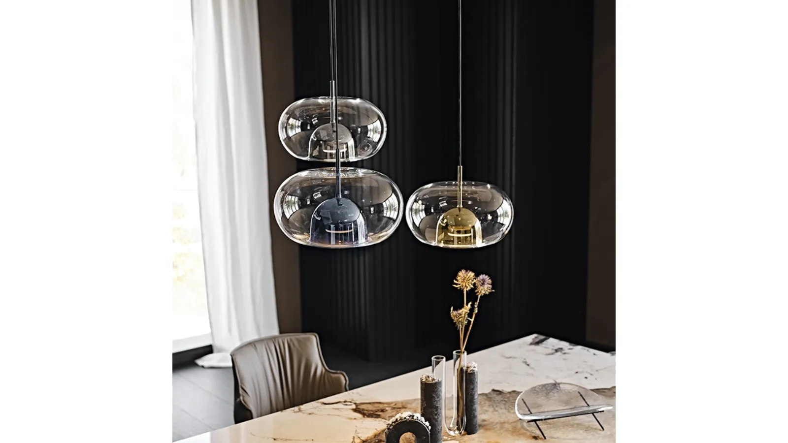 Pendant lamp with transparent borosilicate glass shade and inner dome in painted borosilicate glass Coimbra by Cattelan Italia