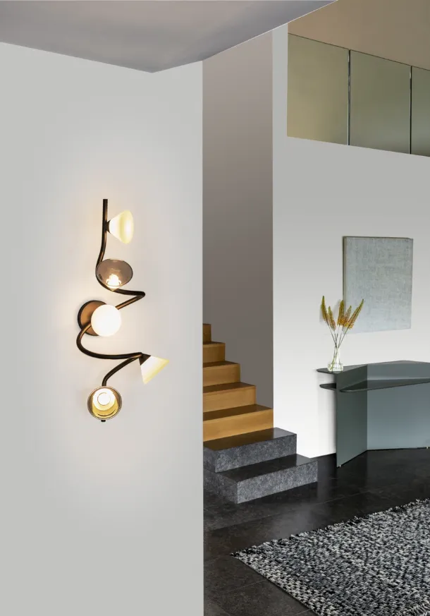 Tooy Sap Wall Lamp