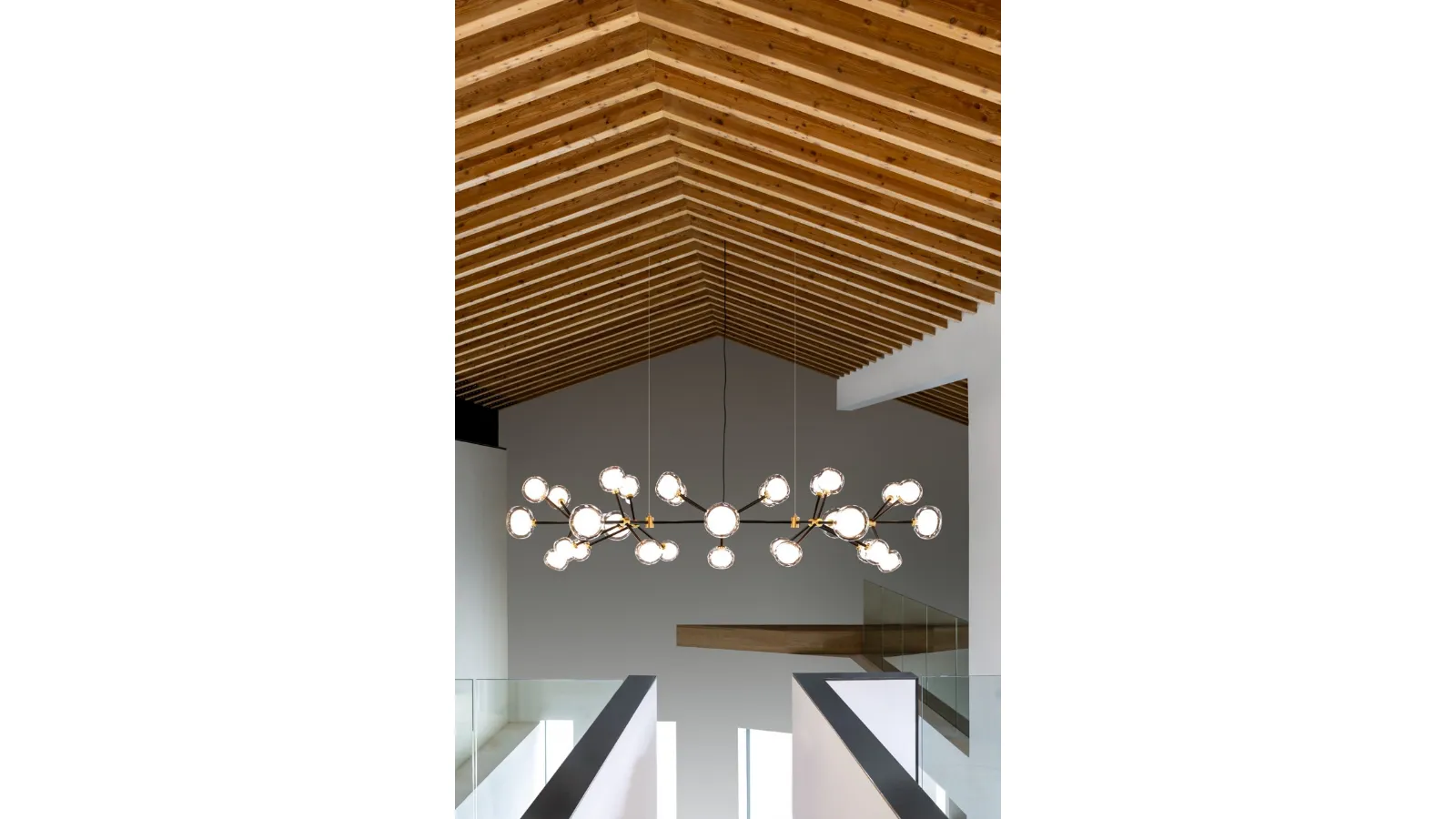 Nabila pendant lamp by Tooy