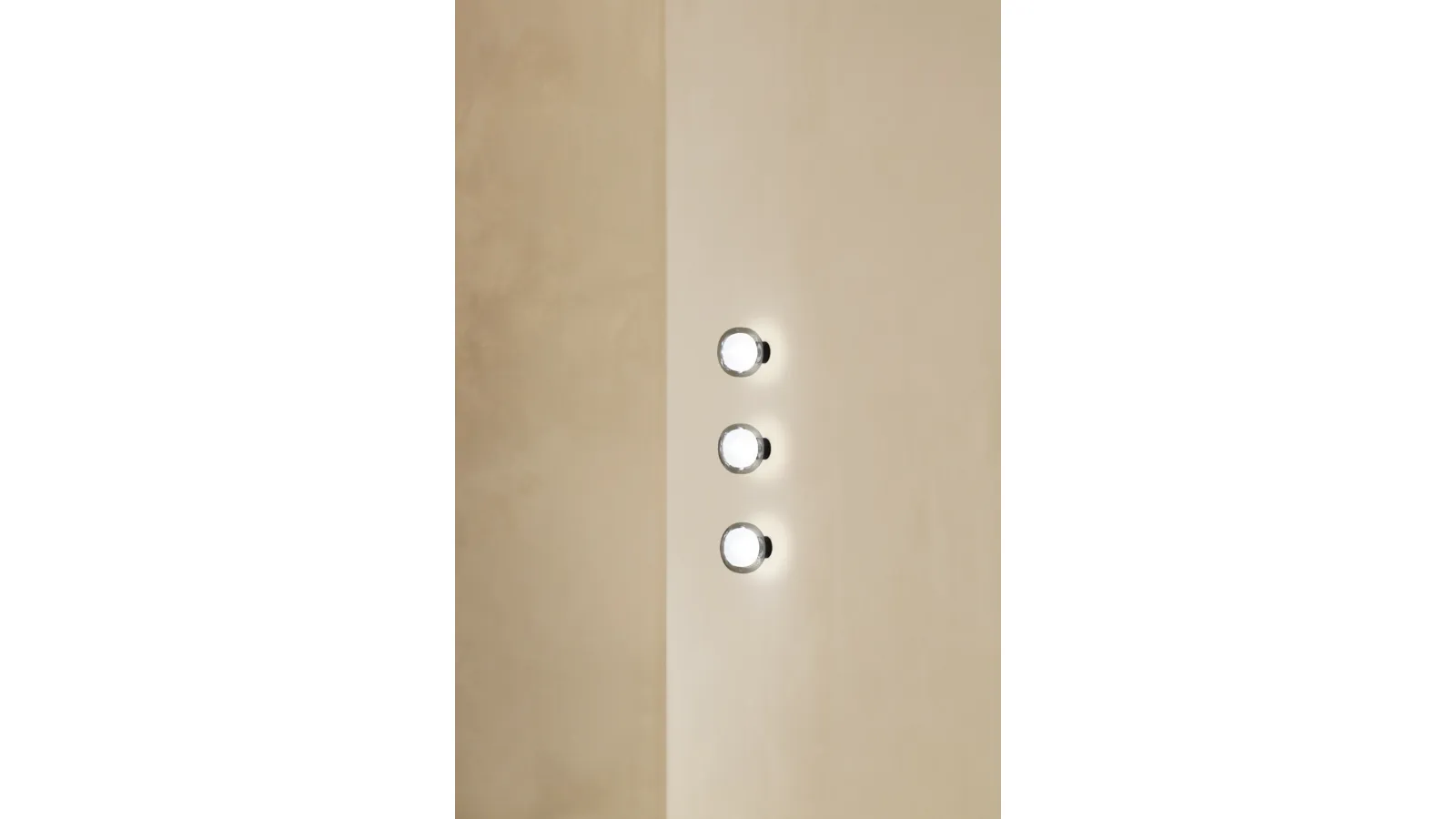Nabila wall lamp by Tooy