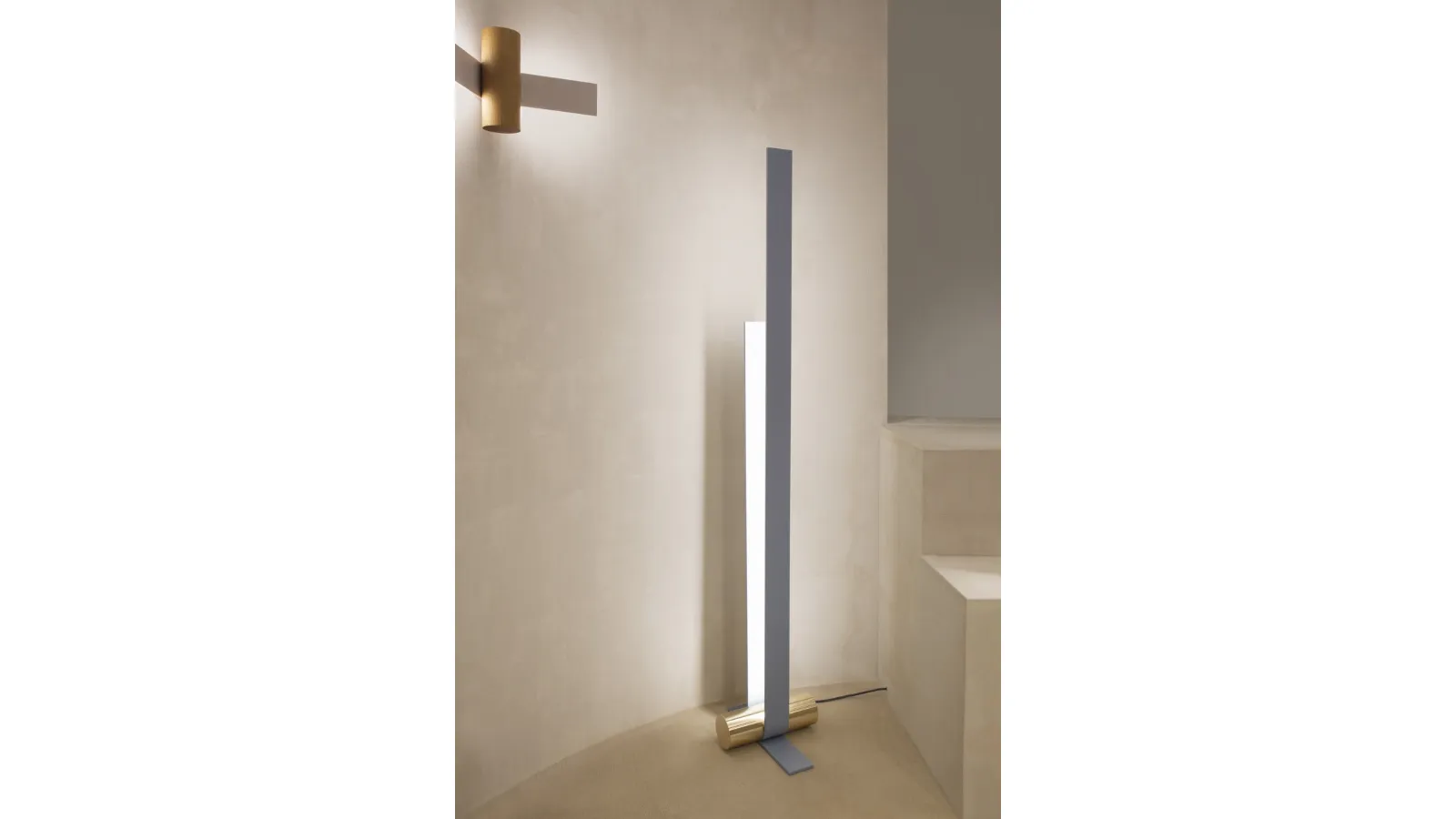 Tooy Floor Lamp Nastro