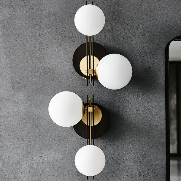 Planeta wall lamp in glass and metal by Cattelan Italia