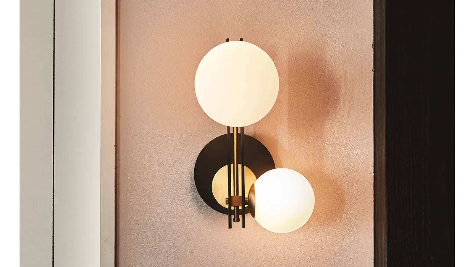 Planeta wall lamp in glass and metal by Cattelan Italia