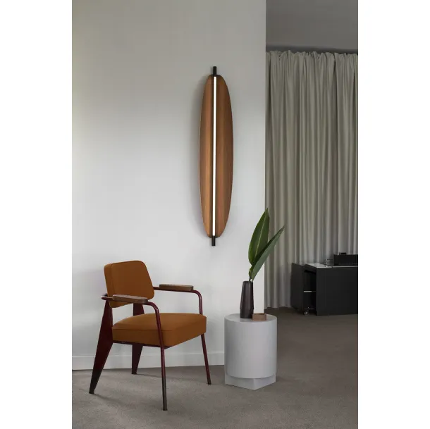 Thula wall lamp by Tooy