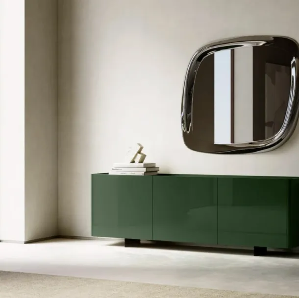 Madia Alma in glossy lacquer by Eforma