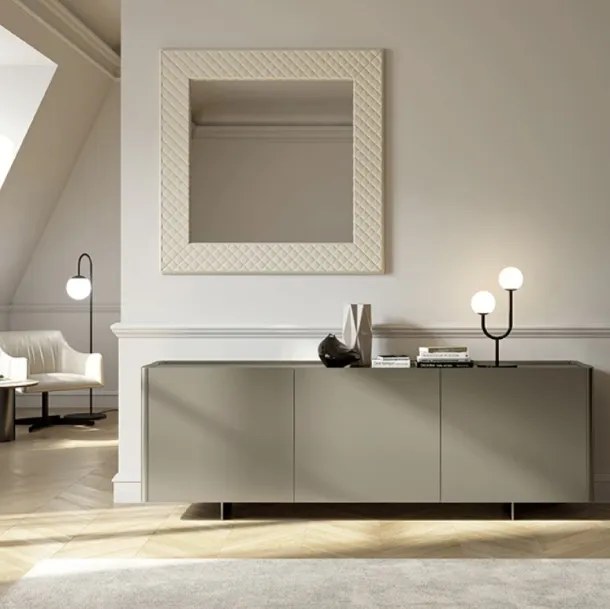 Madia in Alma lacquered by Eforma
