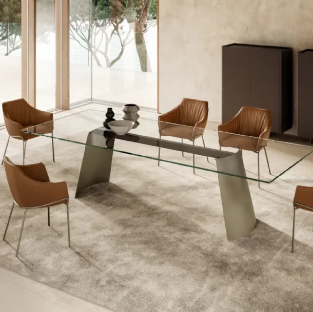 Vertical madia covered in Alma leather by Eforma