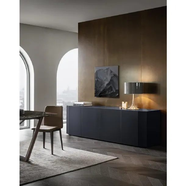 Madia Diamond in lacquered oak by Giellesse