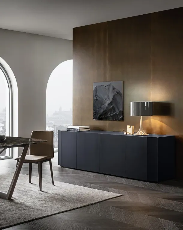 Madia Diamond in lacquered oak by Giellesse