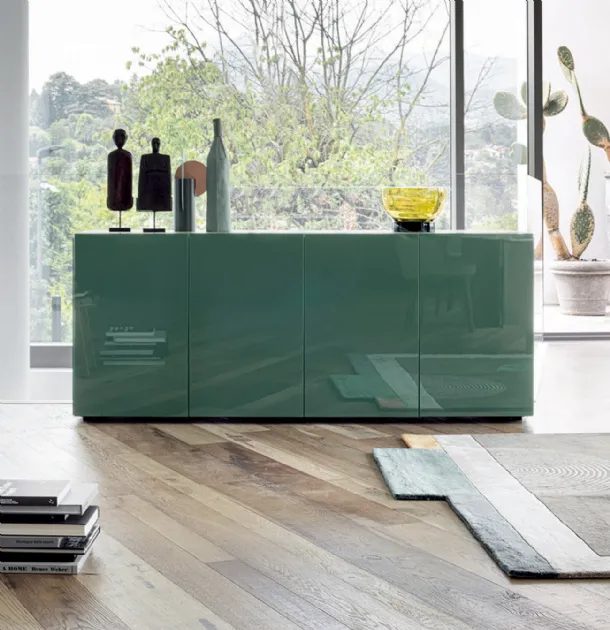 Madia Florens glossy lacquered by Lema