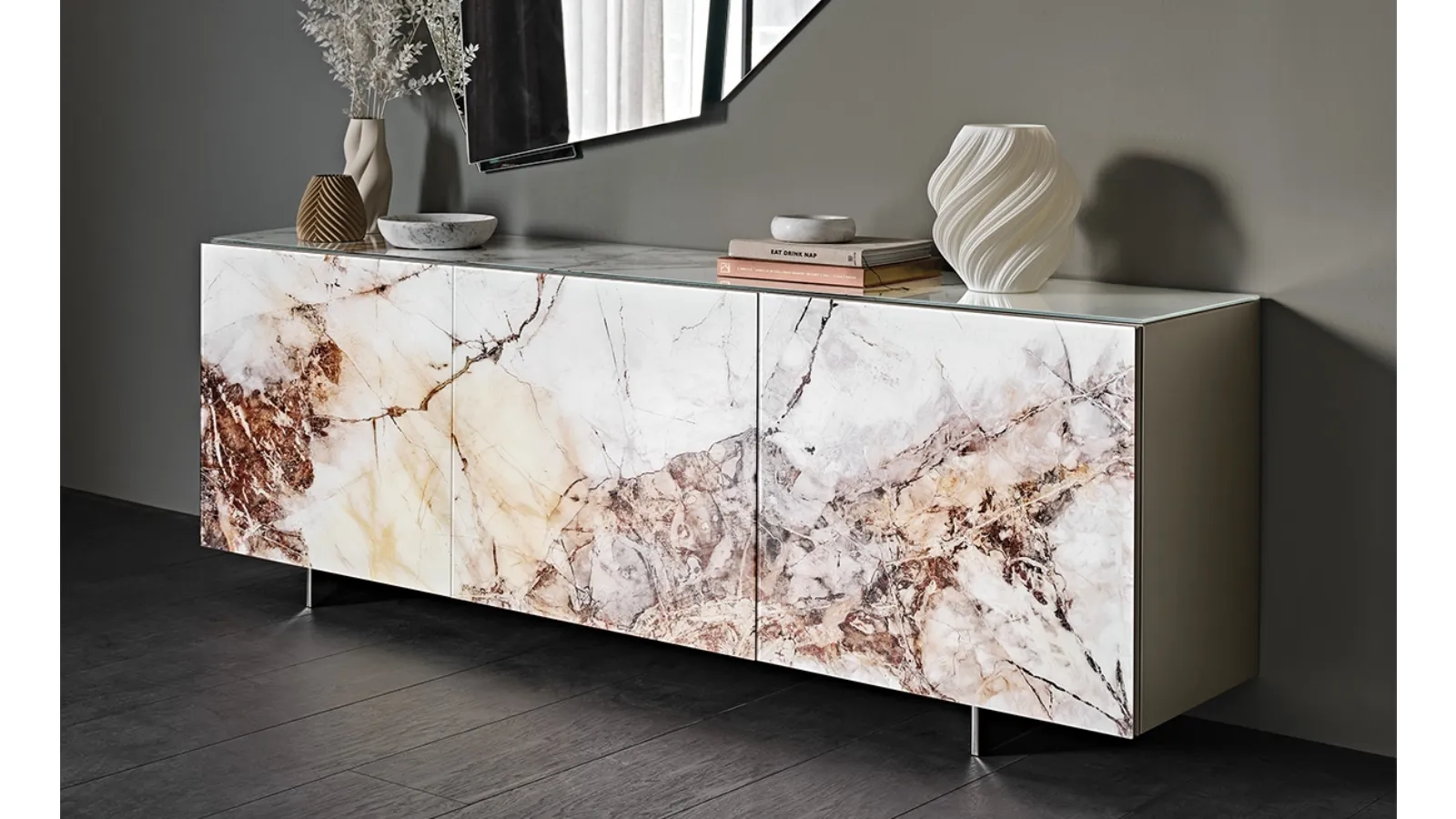 Madia Focus in extra-clear glass with Cattelan Italia's Crystalart artistic print