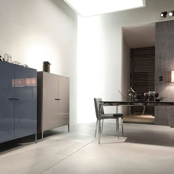 Madia Alta Side Up in glossy lacquered finish by Alivar