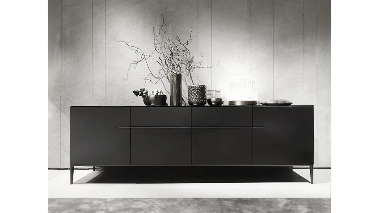 Madia Side in matte lacquer with four doors and acrylic stone top by Alivar