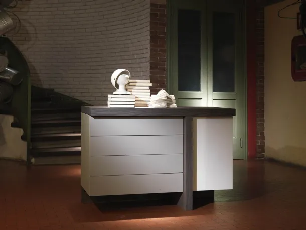 Madia T Line in matte lacquer winter, quartz and lead elm by Fimar