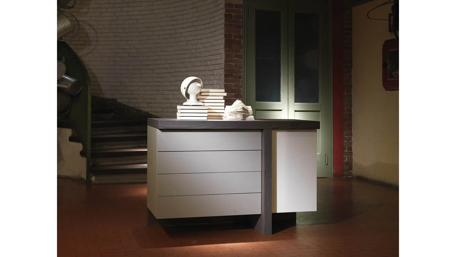Madia T Line in matte lacquer winter, quartz and lead elm by Fimar