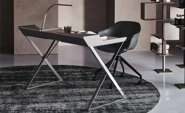 Qwerty Operational Desk in steel and leather by Cattelan Italia