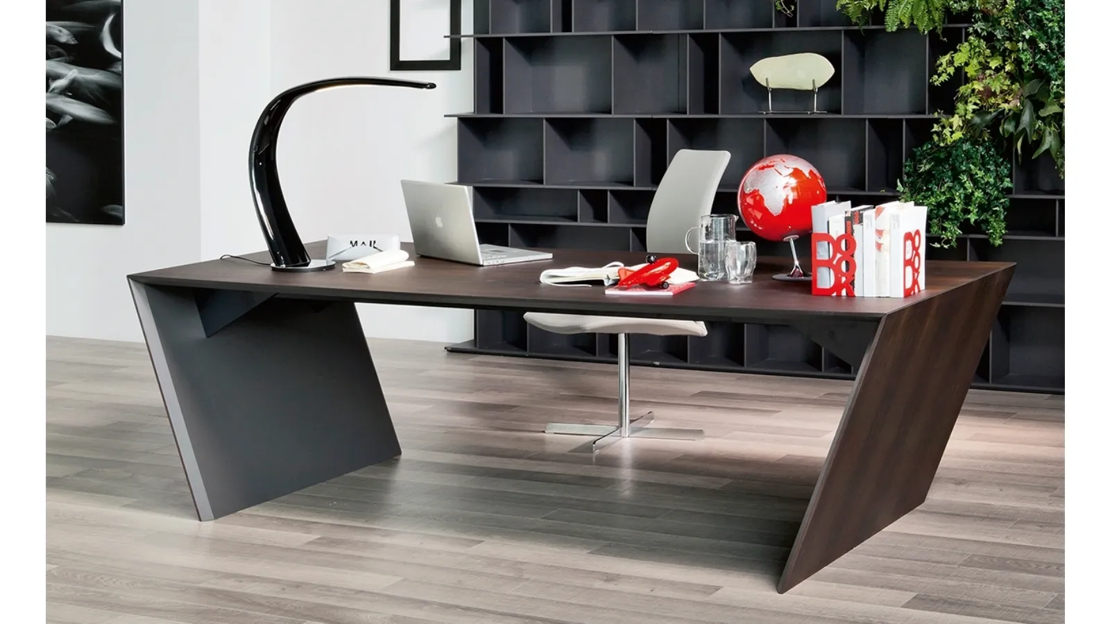 Vega Executive Desk in steel with Cattelan Italia wood finish