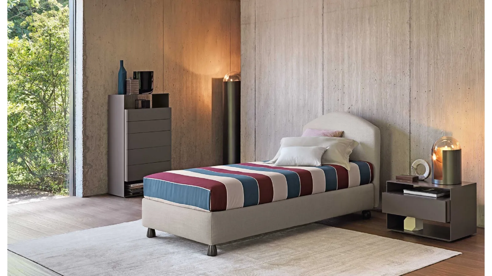 Single Magnolia bed in fabric by Flou