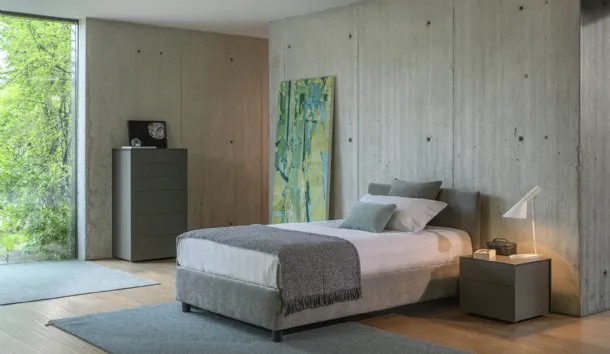 Single bed in Notturno 2 fabric by Flou