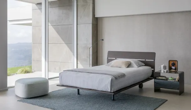 Single wooden bed Tadao by Flou