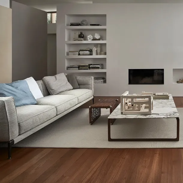 Adda linear sofa by Flexform