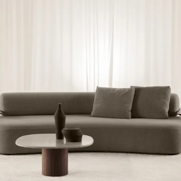 Adele linear sofa by Vibieffe
