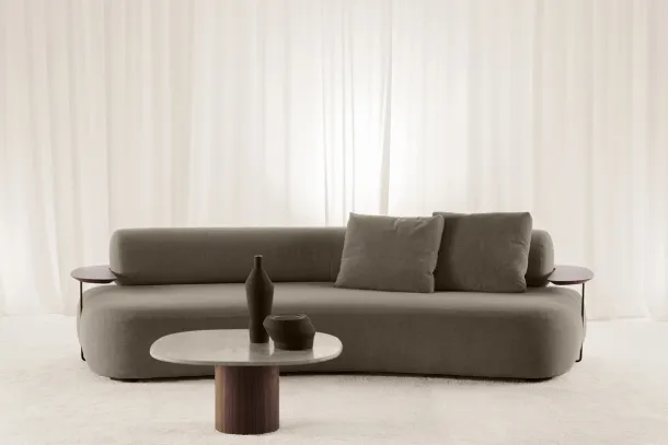 Adele linear sofa by Vibieffe