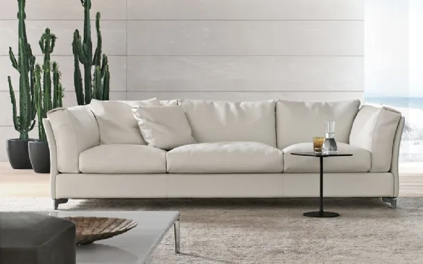 Alivar Bahia leather linear sofa