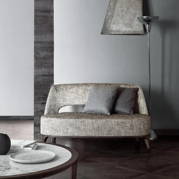 Compact-sized linear sofa Ermione by Flexform