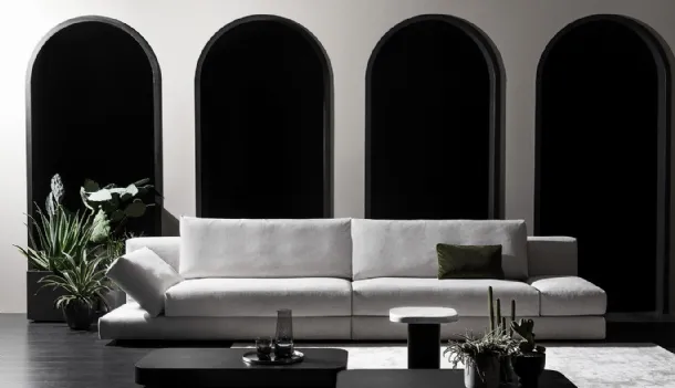 Evo linear sofa by Vibieffe