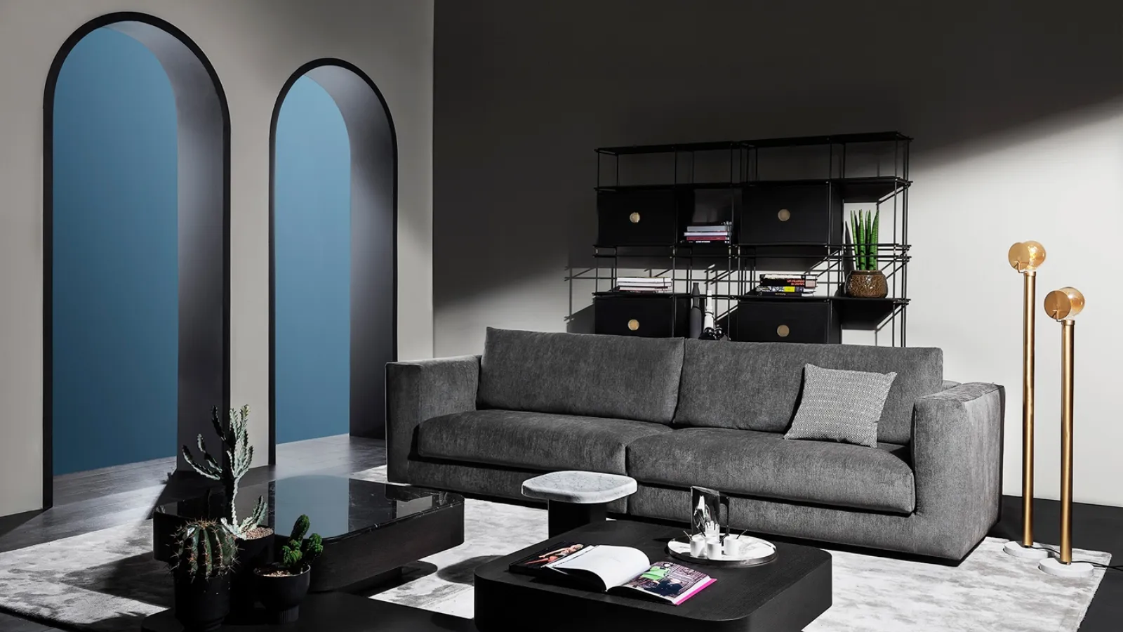 Evo linear sofa by Vibieffe